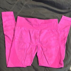 Vibrant Pink High-Waisted Leggings with Stretchy Fit